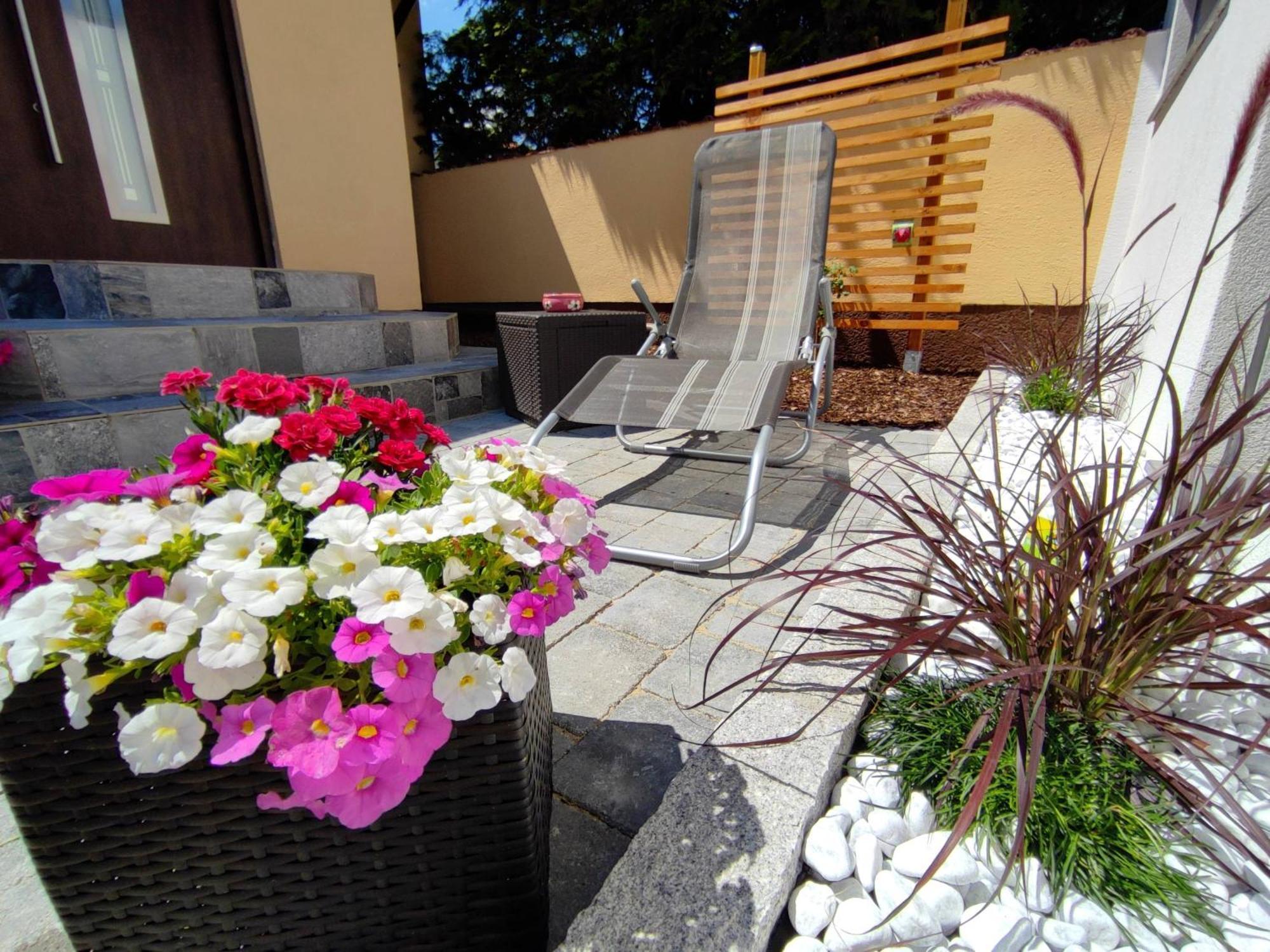 Appartement/ferienhaus Sonnenhain