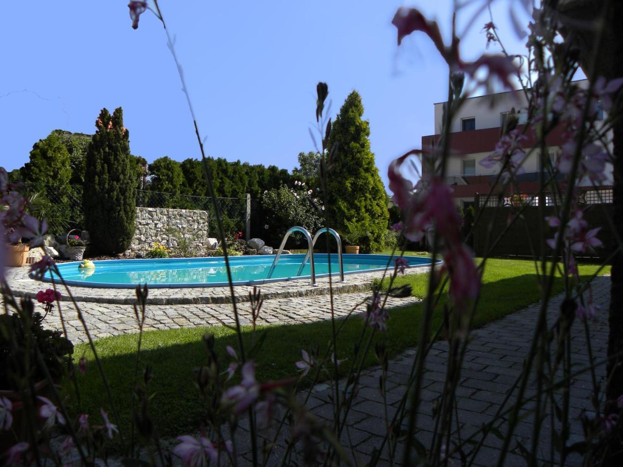 Ferienhaus Appartement/ferienhaus Sonnenhain